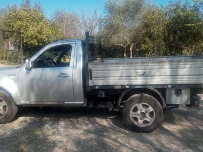 Tata Xenon