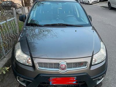 Begagnad Fiat Sedici 135 HK (99 kW) 2010 SUV