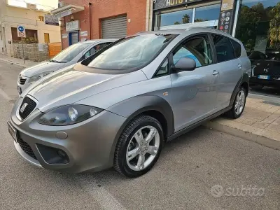 Begagnad Seat Altea 170 HK (125 kW) 2008 Grå Minibuss