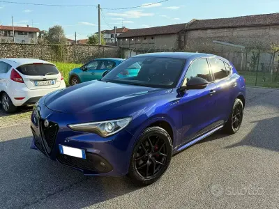Usata Alfa Romeo Stelvio Ti 209 CV (153 kW) 2022 Bluazzurro SUV