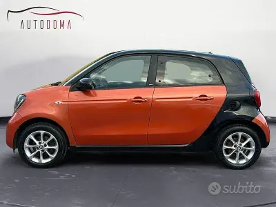 Usata Smart ForFour Edition #1 70 CV (51 kW) 2015 Arancione Utilitaria