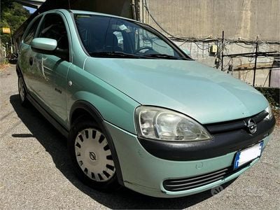 Usata Opel Corsa 75 CV (55 kW) 2001 Blu Utilitaria