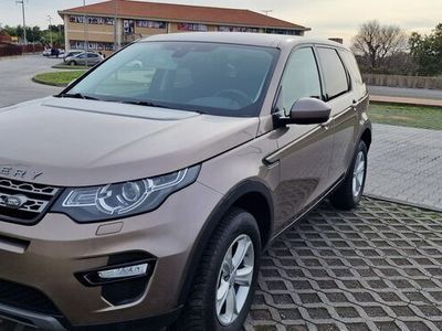 usata Land Rover Discovery Sport 2.0 TD4 sempre box unico proprietario non fumatori . Condizioni ottime