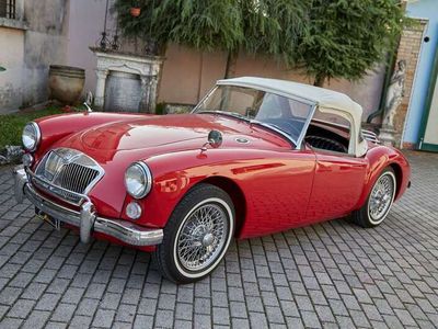 Usata MG MGA 80 CV (58 kW) 1962 Rosso Cabrio