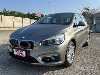Usata BMW 220 Active Tourer Luxury Line 190 CV (139 kW) 2014 Grigio Monovolume
