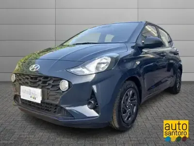 Usata Hyundai i10 Advanced Plus 100 CV (73 kW) 2022 Grigio Utilitaria