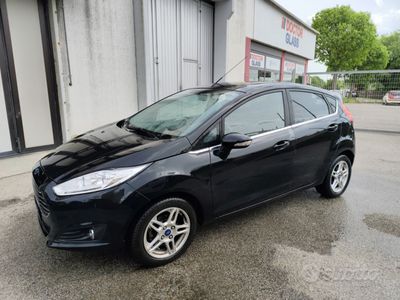 usata Ford Fiesta 5p 1.4 Titanium Gpl 95cv E6