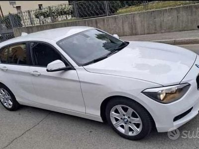 Usata BMW 118 143 CV (105 kW) 2011 Bianco Utilitaria