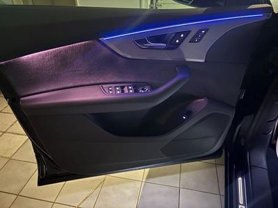 Usata Audi Q8 S-Line 286 CV (210 kW) 2024 Blu SUV