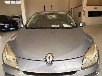 Usata Renault Mégane Dynamique 110 CV (80 kW) 2010 Grigio Berlina