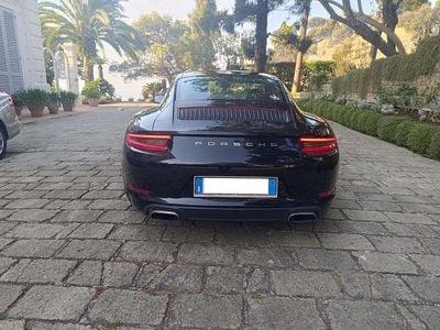 Porsche 911 Carrera