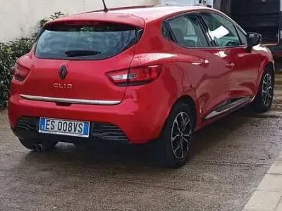 Usata Renault Clio IV 75 CV (55 kW) 2013 Berlina