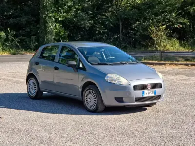 Usata Fiat Grande Punto S 69 CV (50 kW) 2013 Grigio Utilitaria