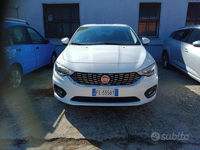 Usata Fiat Tipo 95 CV (69 kW) 2016 Bianco Berlina