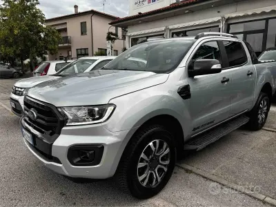Usata Ford Ranger Wildtrack 170 CV (125 kW) 2023 Grigio Pick-up