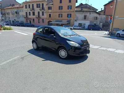Usata Ford Ka 69 CV (50 kW) 2012 Nero Utilitaria