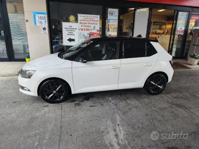 Usata Skoda Fabia Design Edition 75 CV (55 kW) 2016 Bianco Berlina