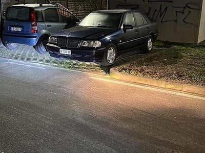 Usata Mercedes C220 1998 Blu Berlina