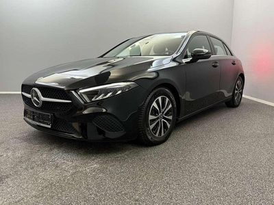 Nero Usata 2024 Mercedes A180 Advanced Berlina | 30.100 € (Buon prezzo)