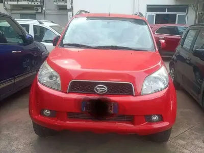 Usata Daihatsu Terios 83 CV (61 kW) 2006 Rosso SUV