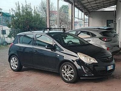 Usata Opel Corsa 2011 Nero Utilitaria