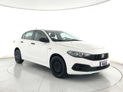 Usata Fiat Tipo City Life 131 CV (96 kW) 2021 Bianco pastello Berlina