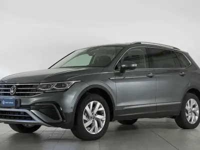 Usata VW Tiguan Allspace Elegance 150 CV (110 kW) 2023 Grigio SUV