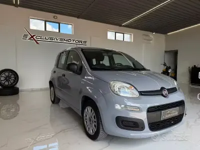 Usado Fiat Panda Easy 69 HP (50 kW) 2020 Cinzento Citadino