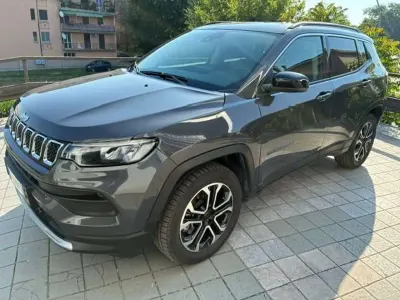 Usata Jeep Compass Limited 131 CV (96 kW) 2024 Grigio SUV