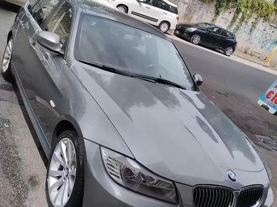 Usata BMW 318 143 CV (105 kW) 2012 Grigio Station wagon