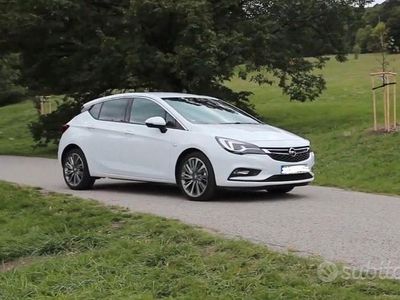 Usata Opel Astra 136 CV (100 kW) 2016 Bianco Berlina
