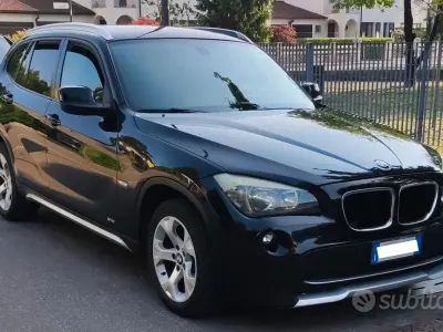 Usata BMW X1 143 CV (105 kW) 2011 Nero SUV