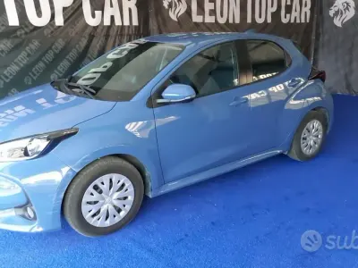 Usata Toyota Yaris 72 CV (52 kW) 2021 Blu Utilitaria