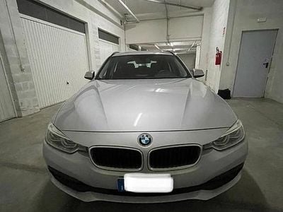 Usata BMW 318 143 CV (105 kW) 2019 Grigio Station wagon