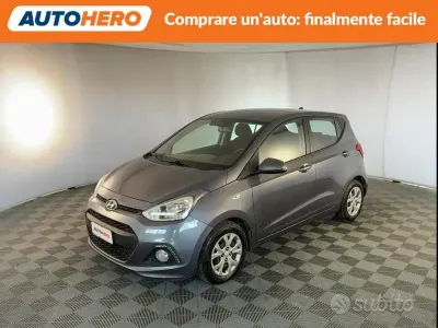 Usata Hyundai i10 67 CV (49 kW) 2015 Grigio Utilitaria