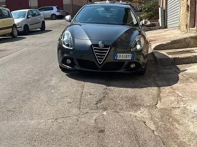 Usata Alfa Romeo Giulietta 105 CV (77 kW) 2014 Grigio Utilitaria