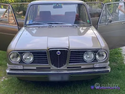 Usata Lancia 2000 1970 Berlina