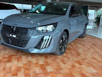 Usata Peugeot 208 Allure 101 CV (74 kW) 2025 Selenium Utilitaria