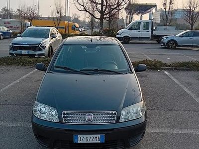Usata Fiat Punto 80 CV (58 kW) 2010 Grigio Utilitaria