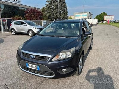 Usata Ford Focus 110 CV (80 kW) 2010 Blu Station wagon