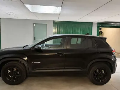 Usata Jeep Avenger Longitude 101 CV (74 kW) 2025 Nero SUV