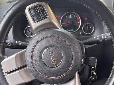 Używany Jeep Patriot 174 KM (127 kW) 2012 Czarny SUV
