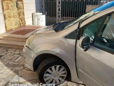 Usata Renault Modus 2009 Grigio Monovolume