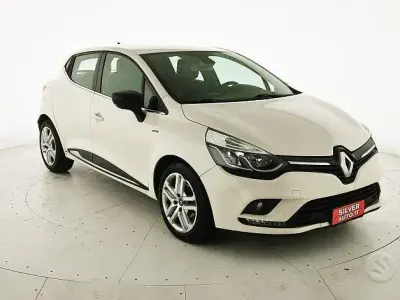 Second-hand Renault Clio IV 75 CP (55 kW) 2018 Berlinǎ