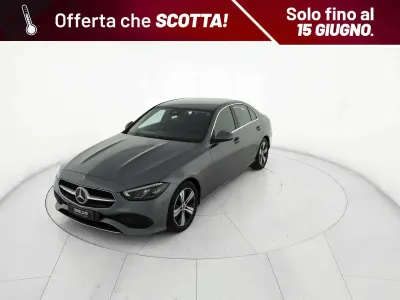 Usata Mercedes C200 Premium 163 CV (119 kW) 2022 Grigio grafite Berlina