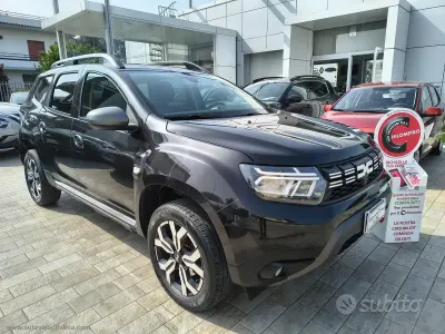 Usata Dacia Duster Journey 101 CV (74 kW) 2023 Nero SUV