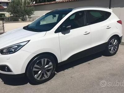 Usata Hyundai ix35 Xpossible 115 CV (84 kW) 2015 Bianco SUV