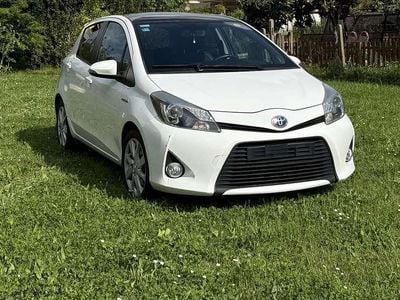 Second-hand Toyota Yaris Hybrid Lounge+ 75 CP (55 kW) 2013 Berlinǎ