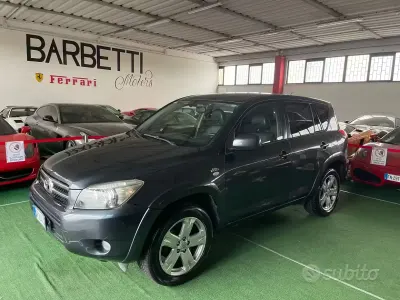 Usata Toyota RAV4 177 CV (130 kW) 2008 Grigio SUV