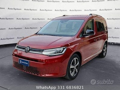 Rosso Usata 2024 VW Caddy Style Monovolume | 33.600 € (Buon prezzo)